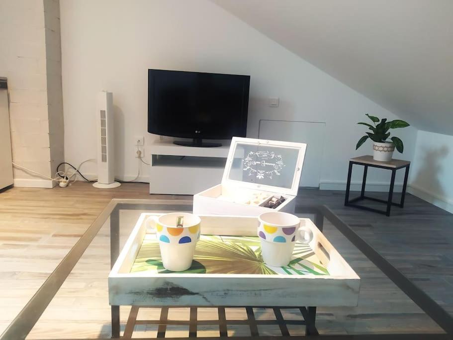 Suite Mansardee Independante, 25Min Lyon-Villefranche Chazay-d'Azergues Zewnętrze zdjęcie